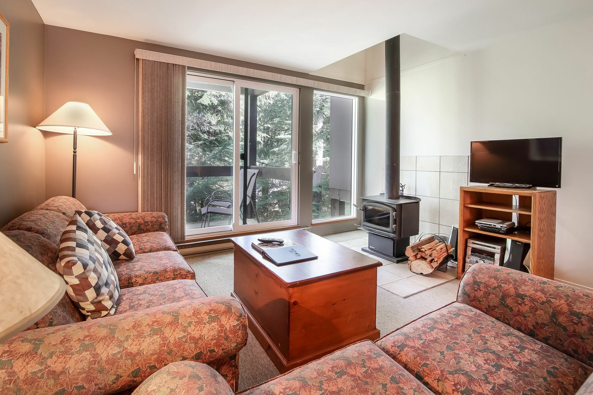 Whiski Jack Creekside Whistler Exterior foto